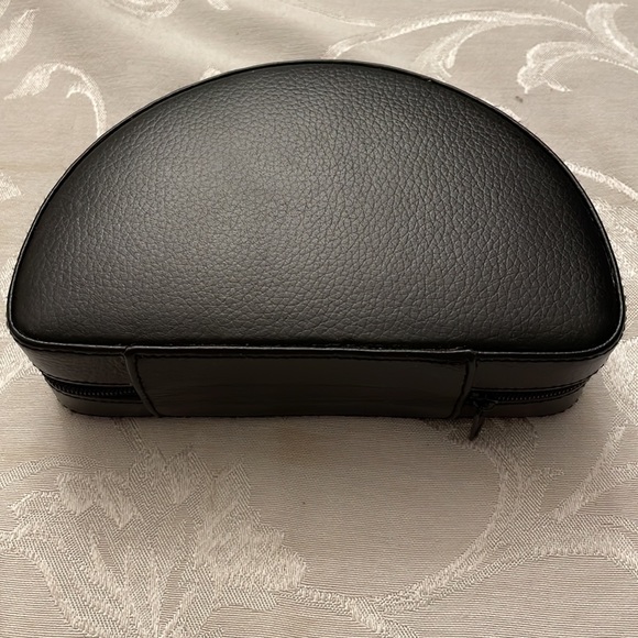 Travel Case for Trinkets and Jewelry in Black Leather NWOT - Picture 3 of 6